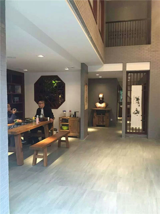 905.jpg