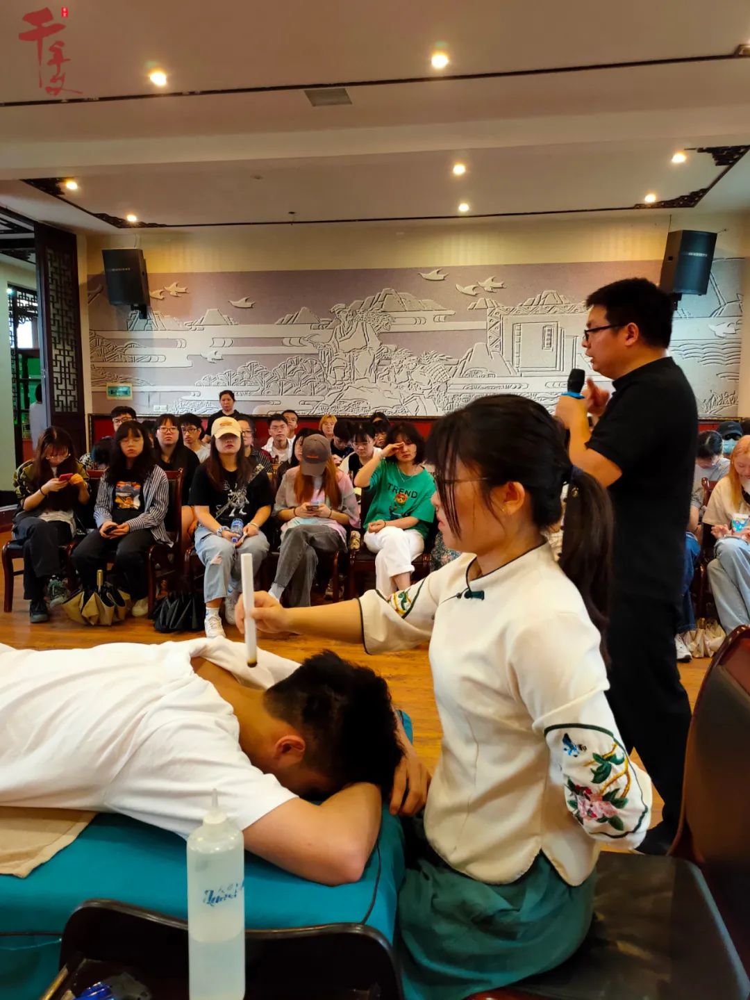 急寻100名待业人员学蕲春艾灸，官方扶持，不限年龄，无需缴纳费用！